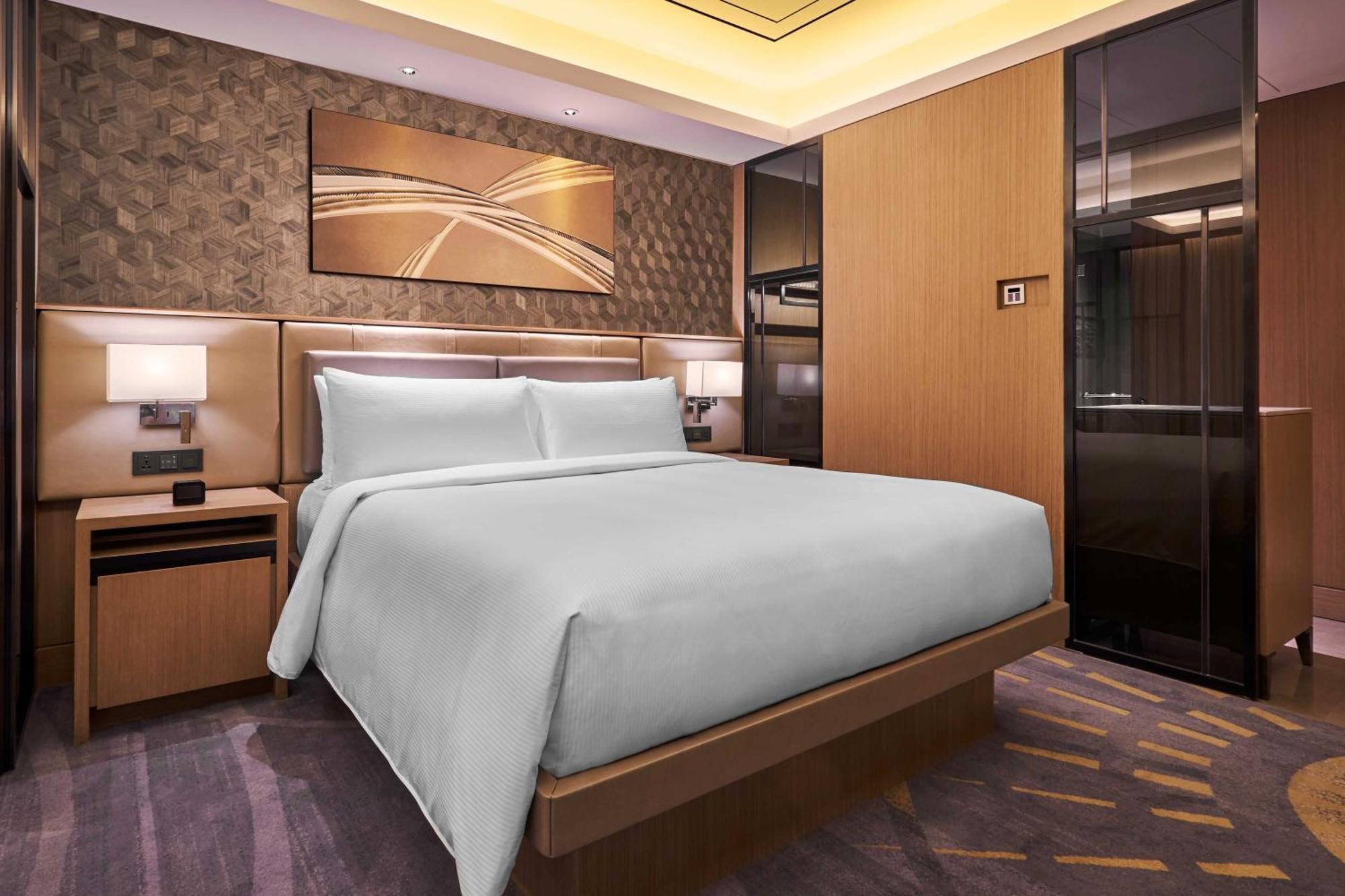 Hilton Manila Hotel Pasay Eksteriør billede